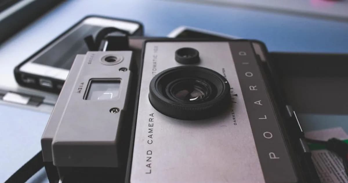 How to Clean Up Old Photos: Scan, Repair and Enhance at Home